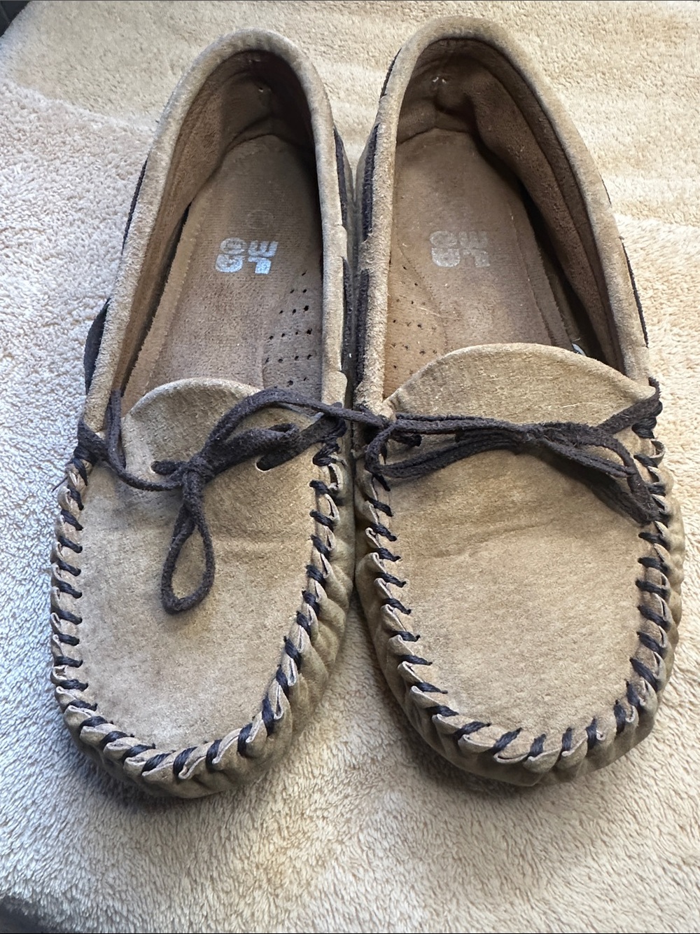 Lamo Women's Tan Moccasin with Dark Brown Laces
